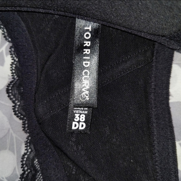 SOLD Torrid Front Close Racerback Push-up Bra 38DD Black - Picture 5 of 5